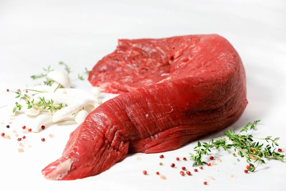 Dairy Beef Tenderloin (Kalfshaas) 1 kg